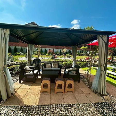 Cozy Sapa Stay Прага Екстериор снимка