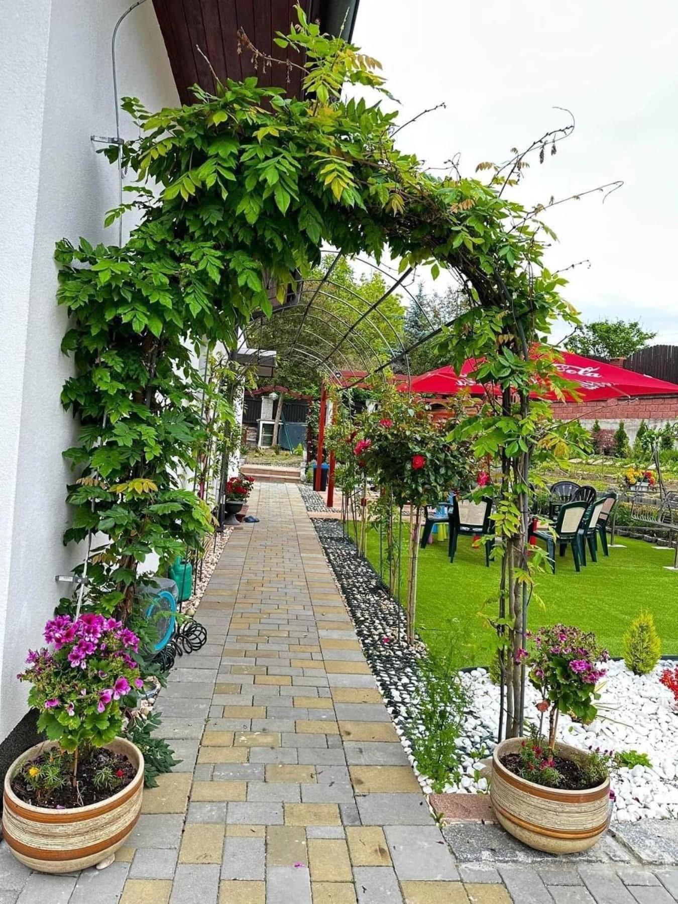 Cozy Sapa Stay Прага Екстериор снимка